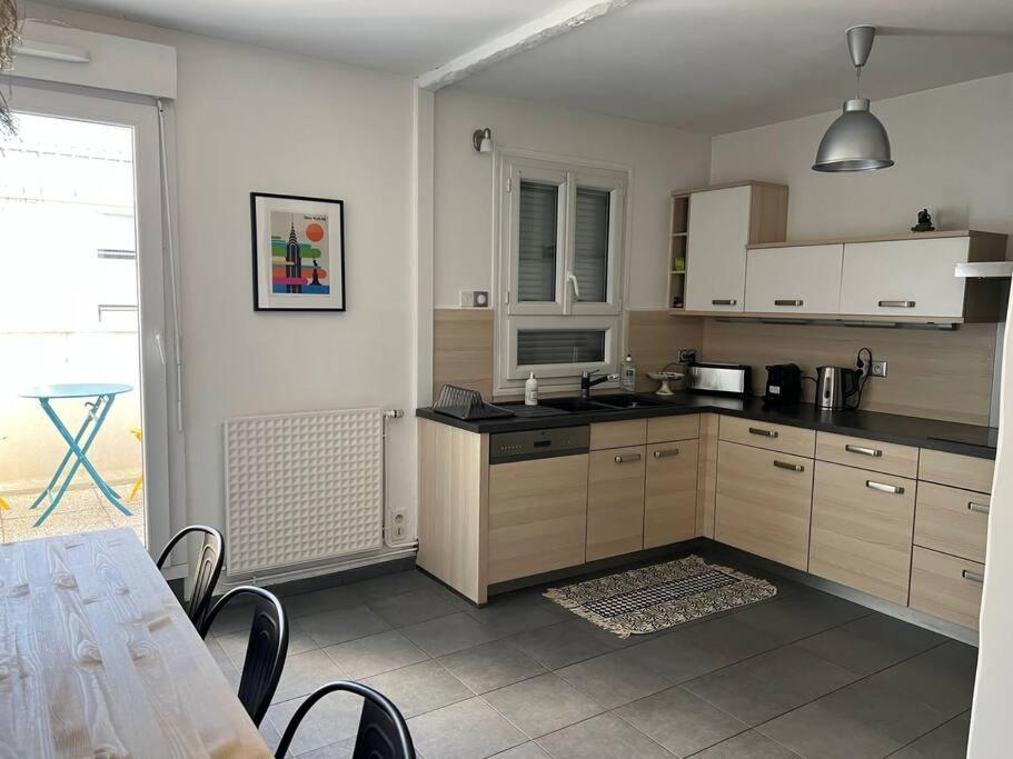Superbe Appartement Avec Parking La Rochelle  Exterior foto